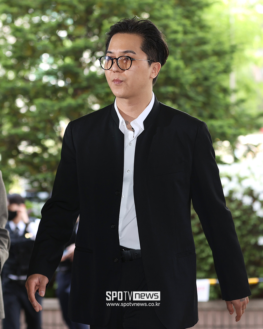 '부실복무 인정' 송민호, 관리책임자 공판 증인 출석 "죄송합니다"