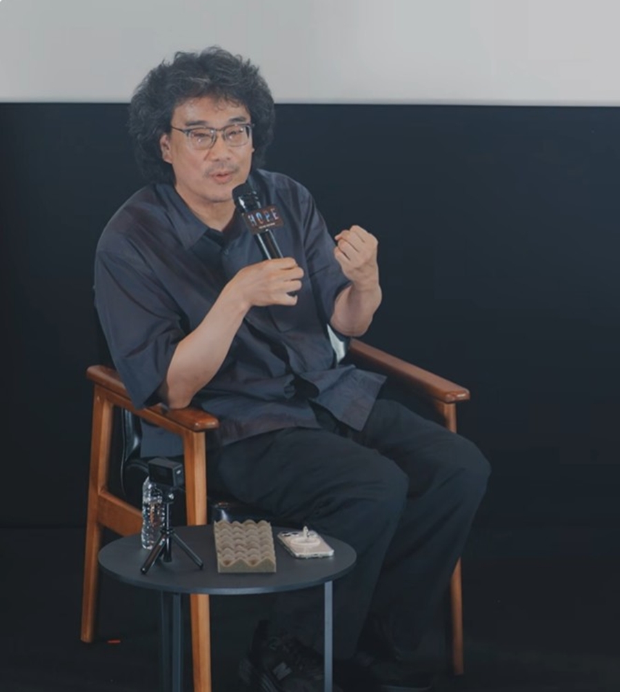 반쪽 된 봉준호 감독, 다이어트 성공했나…'호프' GV '포착' "패기와 광기 폭발하는 영화"