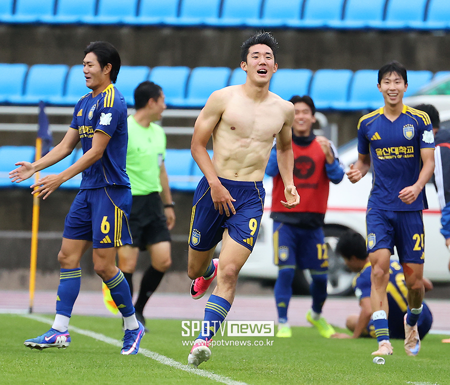 [포토S] 울산대 전민규, '드라마 같은 동점골'