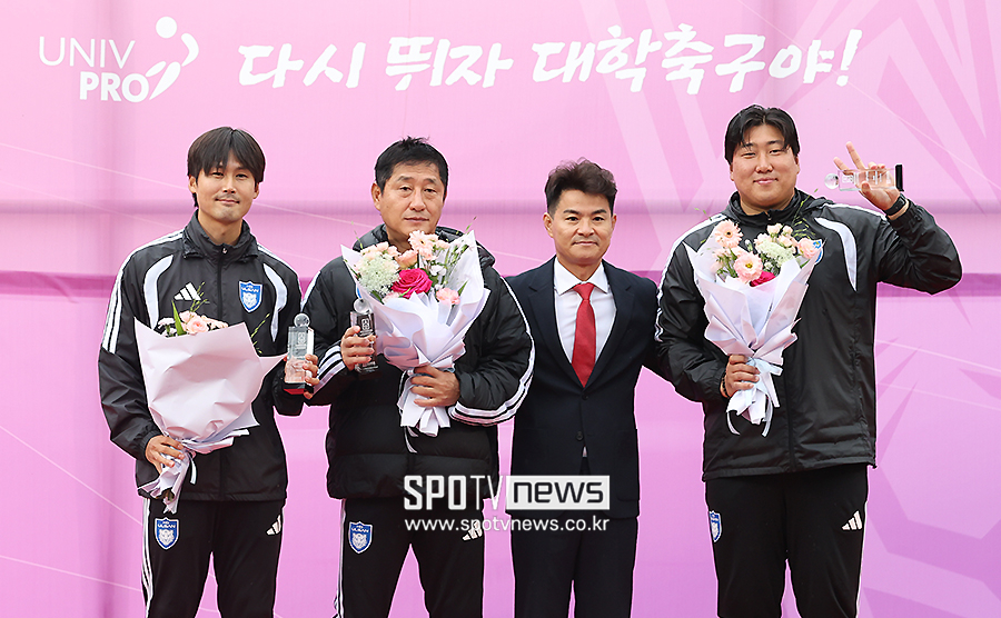 [포토S] 서효원 감독-김시윤 코치-신영준 코치, '최우수 지도자상 수상'