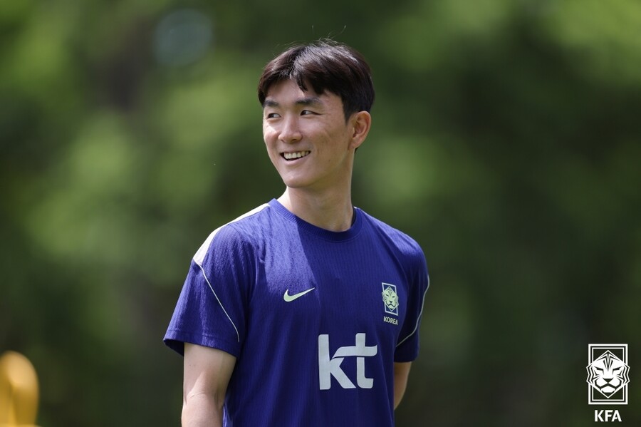 ▲ 포르투가 황인범 영입에 적극적으로 나선 배경에는 월드컵에서의 활약도 있었다. 황인범은 조별리그 체코전에서 1골 1도움을 기록하며 한국의 2-1 역전승을 이끌었고, 경기 최우수선수(MVP)에도 선정됐다.  ⓒ 대한축구협회