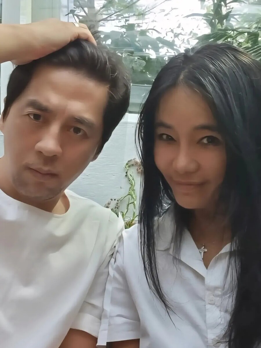 ▲ 출처|엄윤경 인스타그램