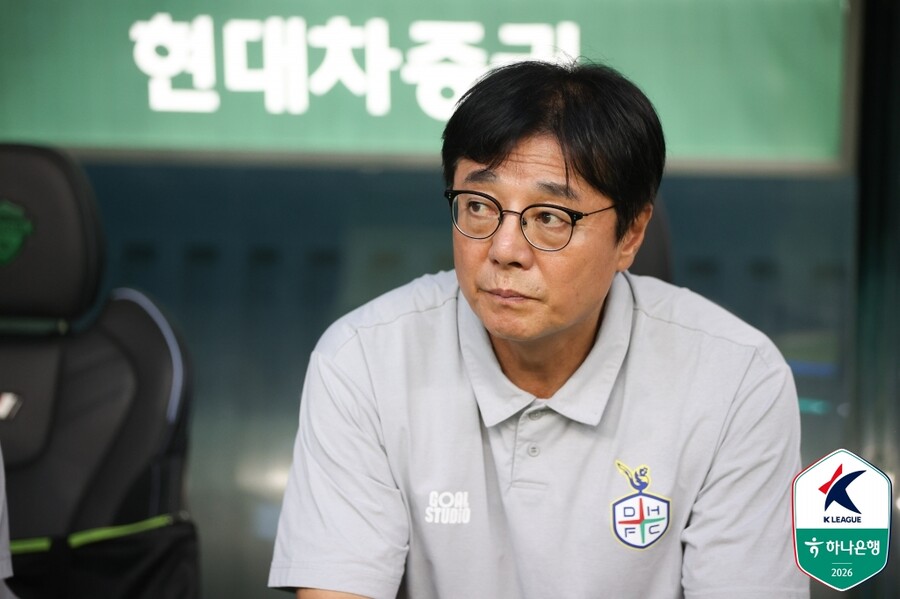 [SPO 현장] "비길 생각으로 경기 준비한 것 아니야" 황선홍 감독의 아쉬움 "무더위에 압박 쉽지 않았다"