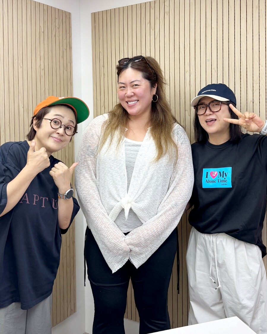 '명예 영국인' 백진경, 송은이 품으로…미디어랩 시소 전속계약[공식]