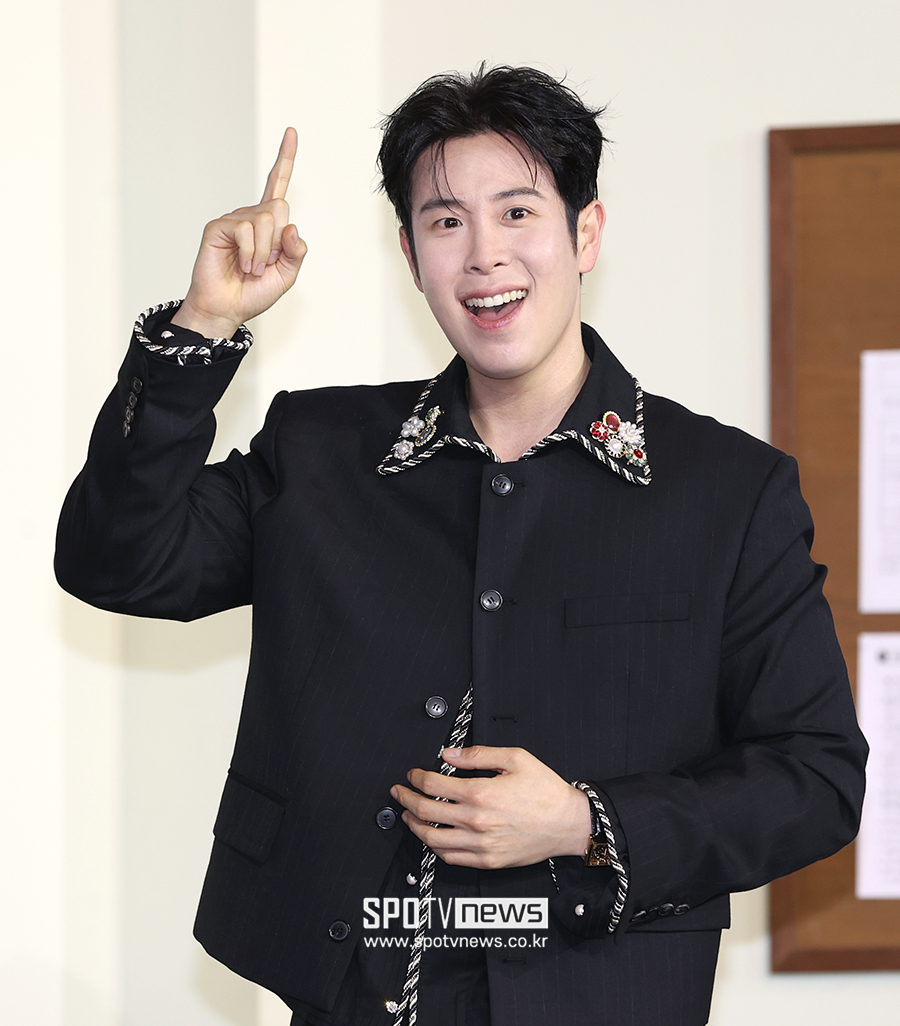 '참교육' 피오, 제주서 '아찔' 교통사고 "생명 지장 없어, '굿파트너2' 촬영 참여"[공식입장]