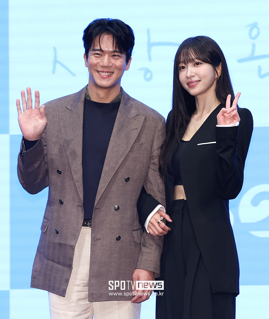 [포토S] 하석진-안희연, '사랑이 온다'