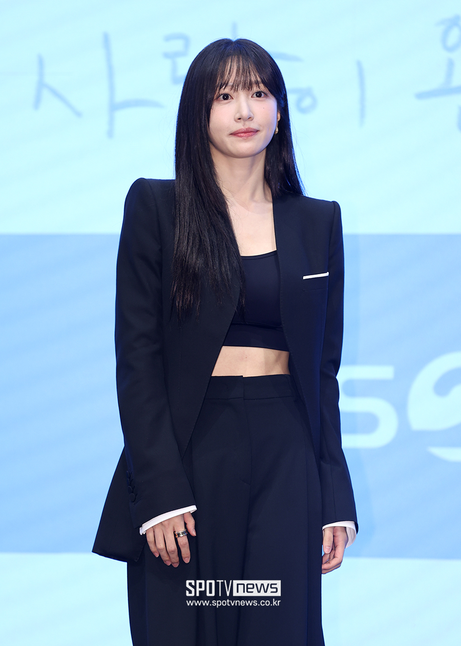 [포토S] 안희연, '오랜만이죠?'