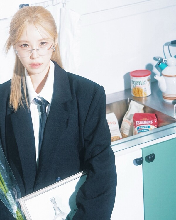 ▲ 전효성이 SNS를 통해 다양한 매력을 담은 화보를 공개했다. 출처|전효성 인스타그램
