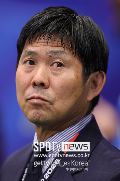 [오피셜] “홍명보 역대 최악 아냐, 국가를 위해 모든 걸 쏟아…오히려 칭찬해야” 파격 발언했던 일본 모리야스 감독, 6개월 계약 연장 ‘아시안컵까지 연임’