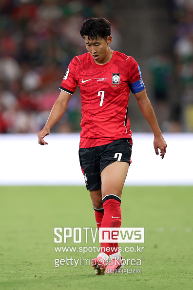 [오피셜] 한국 축구 대굴욕, FIFA 냉정한 평가 “이제 손흥민 34세, 이강인 같은 선수가 전면에 나서야…최근 월드컵 4번 중 3번 조별탈락 개혁 필요”