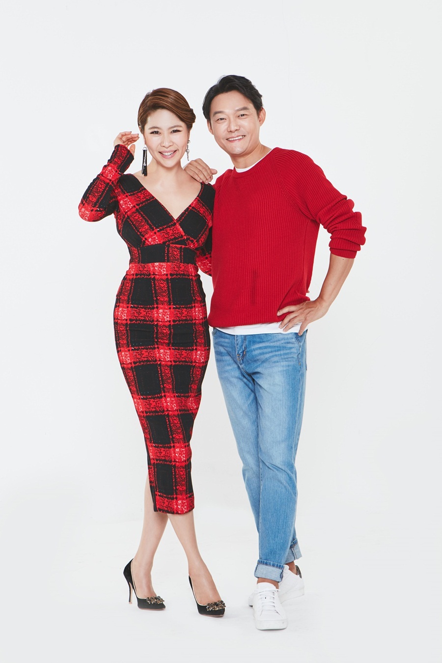 '남성진♥' 김지영, 훈남 아들 사진 공개…3대째 배우 손색없는 비주얼