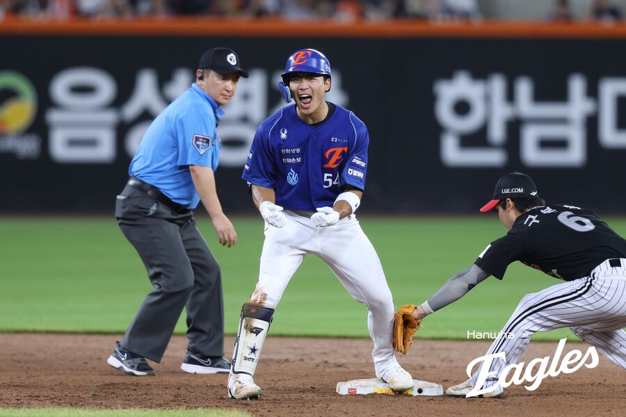 대전 워터밤은 볼파크에서! 한화 5회 7득점 역전극, 3연승 환호…LG는 2906일 만에 8연패 충격