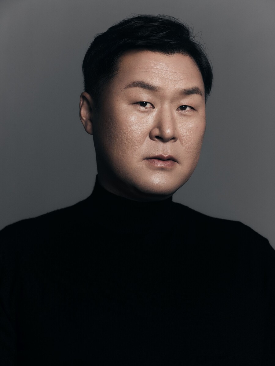 윤경호 "'김부장' 인기, 기적 같아…소지섭·최대훈 케미도 최고"[인터뷰①]