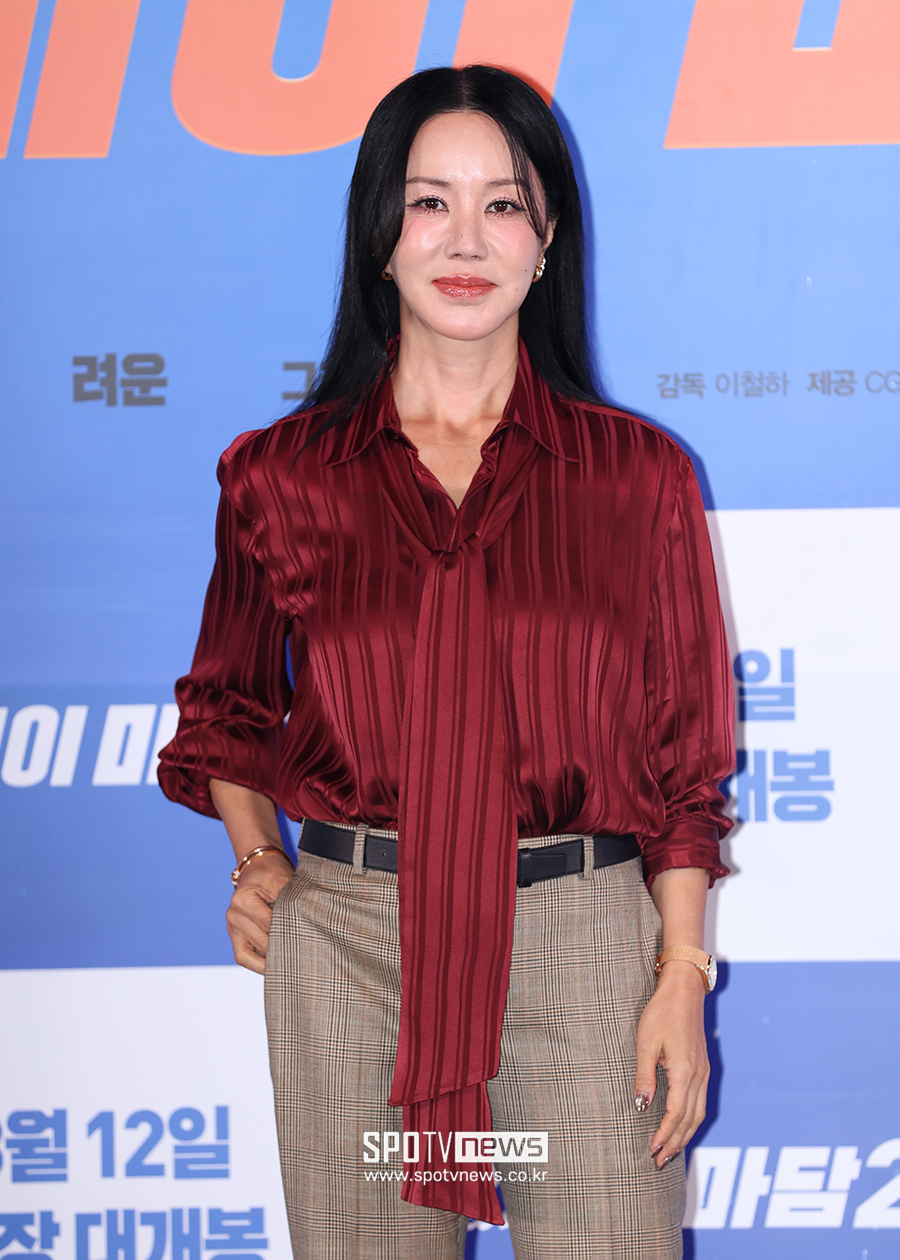 [포토S] 엄정화, '기대하세요'