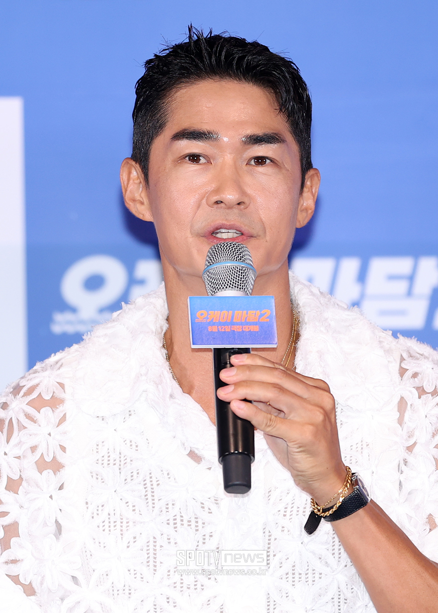 [포토S] 배정남, '도와주이소'