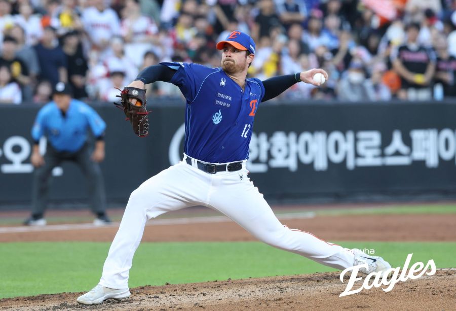 ▲ 한화의 대체 외국인 선수로 비교적 무난한 리그 데뷔전을 치른 브루스 짐머맨 ⓒ한화이글스