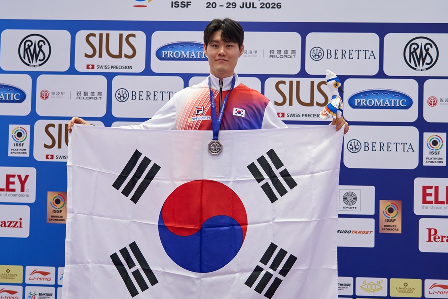 사격 홍수현, ISSF 월드컵 10m 공기권총 은메달…소승섭은 6위