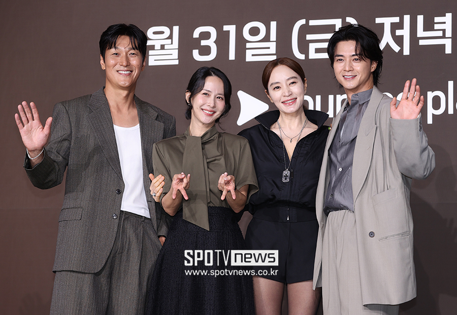 [포토S] '지금 불륜이 문제가 아닙니다'