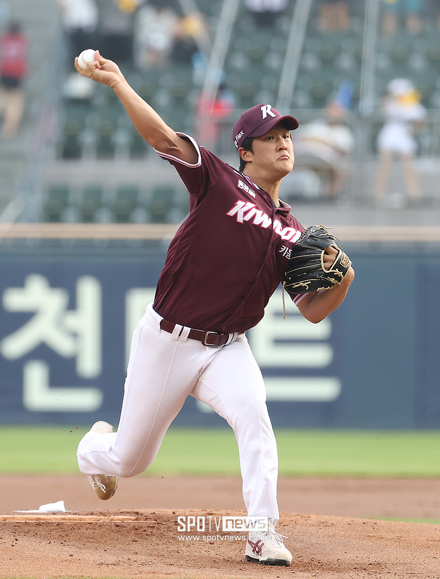 [포토S] 역투하는 전준표