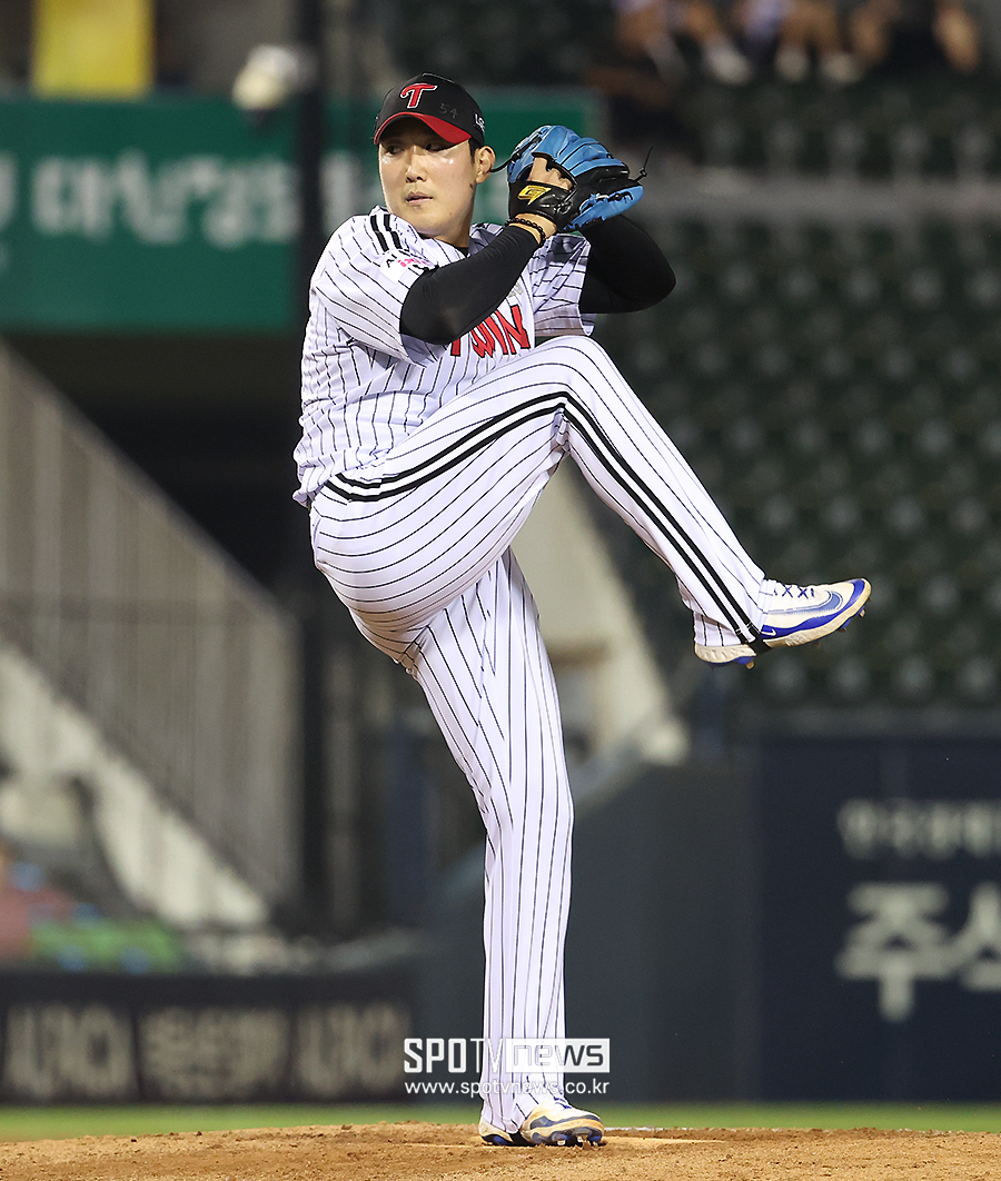 [포토S] 손주영, '힘찬 키킹'