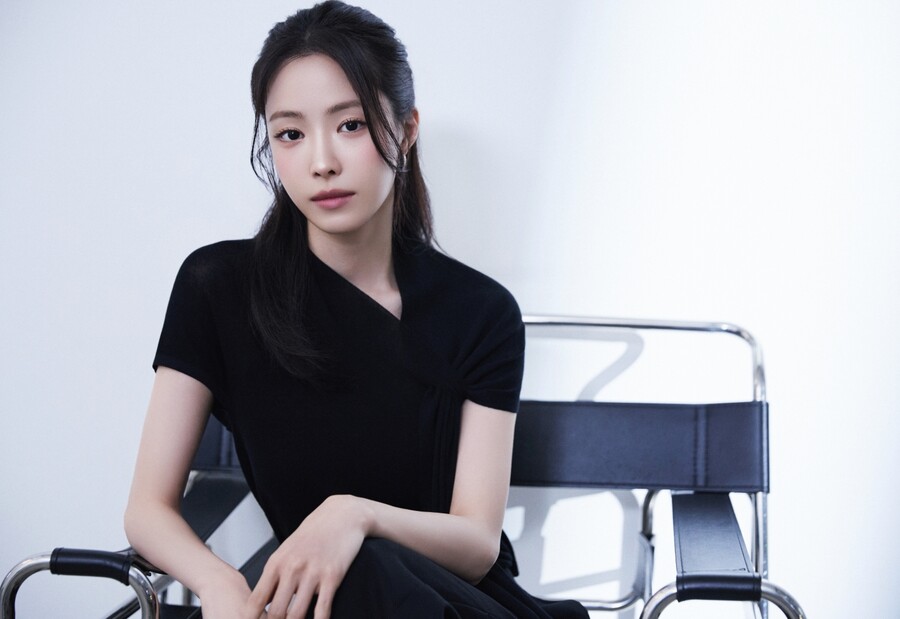 '김부장' 손나은 "윤보미 결혼식 불참, 촬영 스케줄 탓…응원 마음 여전해"[인터뷰①]