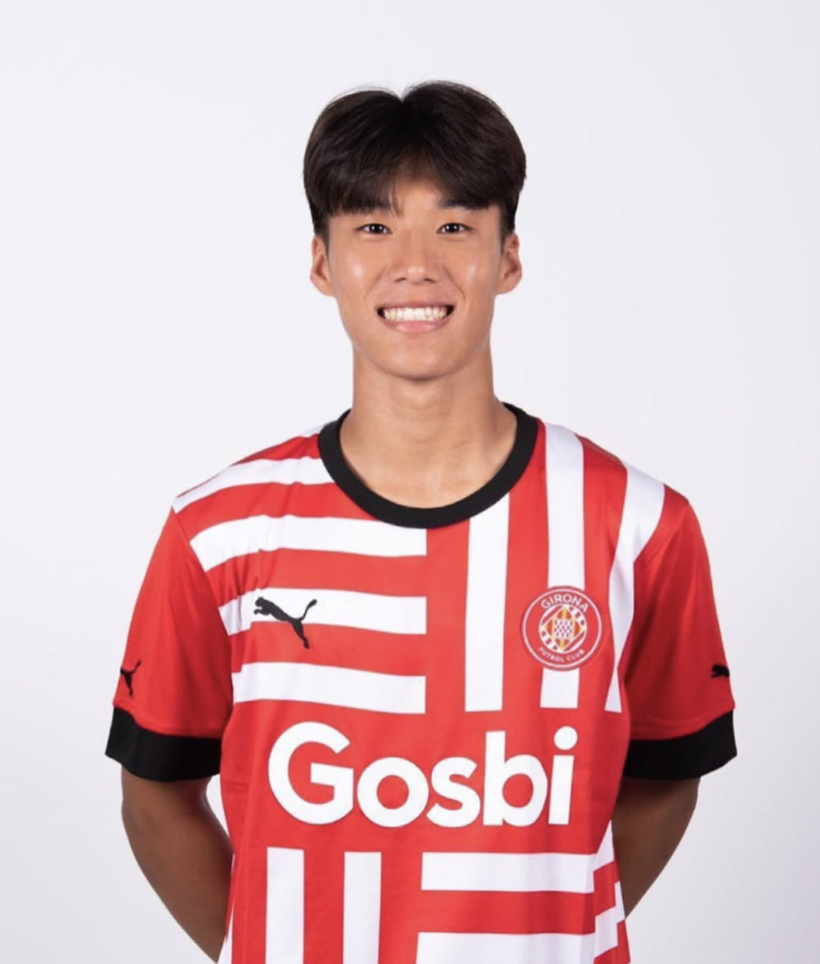 韓 축구 차세대 에이스 김민수, 초대형 호재!...'잘 아는 감독vs새로운 도전' 갈림길 섰다