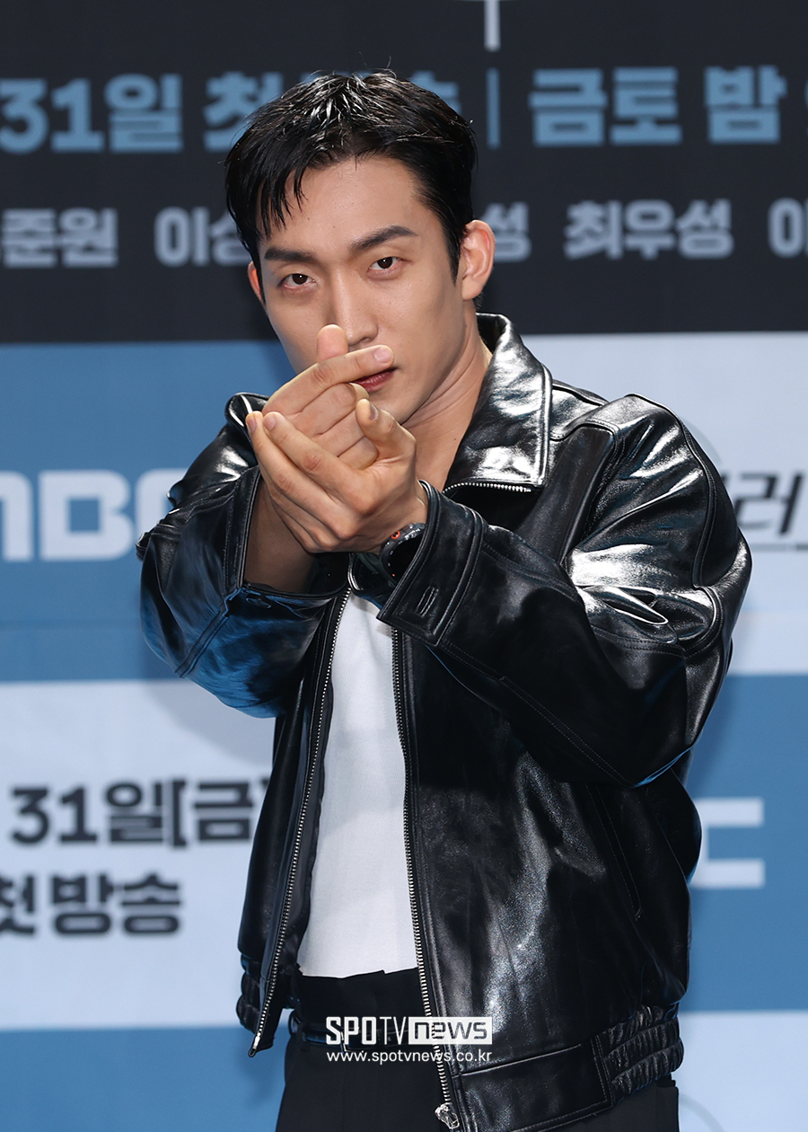 [포토S] 이상이, '하트 발사'