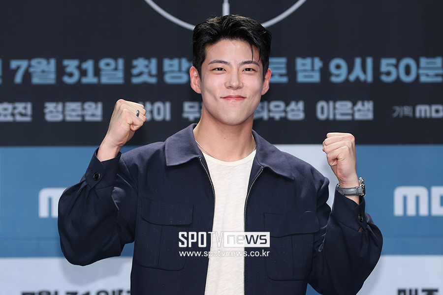 [포토S] 최우성, '유부녀 킬러 파이팅'