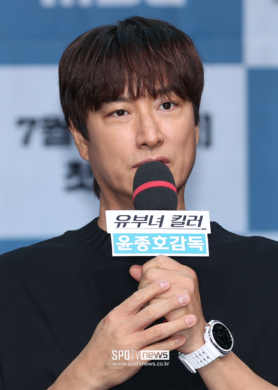[포토S] 인사말 하는 윤종호 감독