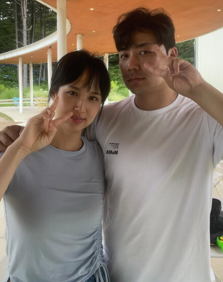 ▲ 32기 정희(왼쪽)와 영호. 출처| 32기 정희 인스타그램
