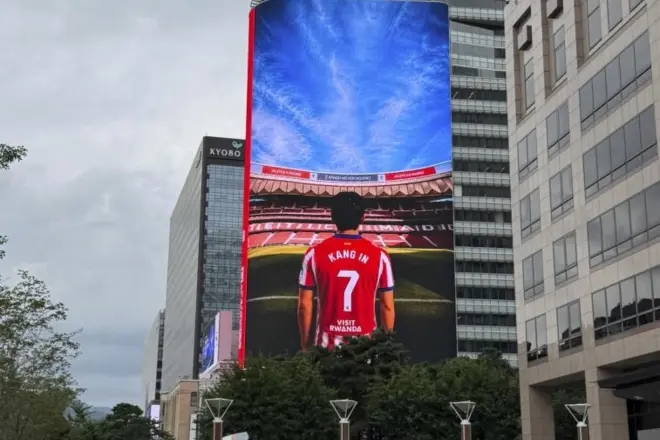 韓 축구 에이스, 벌써 대박! '7번' 맡기더니 난리났다…영입하고 더 놀란 이강인 파워 "그 어떤 스타보다 초반 반응 대단"
