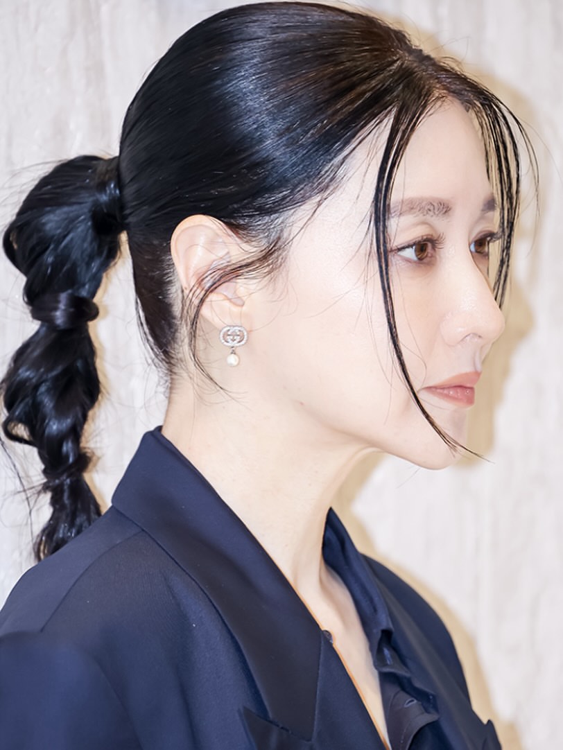 '55세' 이영애, 초밀착 샷에도 주름 삭제 비주얼…"나이 먹는 걸 잊었다"