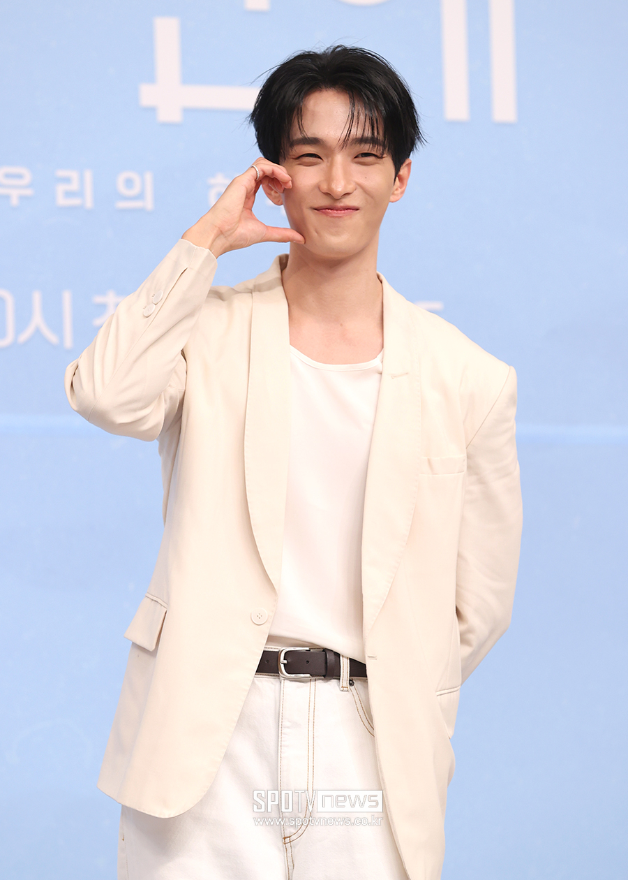 '내 남은 연애' 세븐틴 도겸 "팀 내 첫 연프 MC, 멤버들도 큰 응원"
