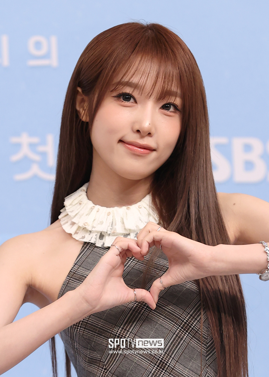 [포토S] 최예나, '점점 예뻐져~'