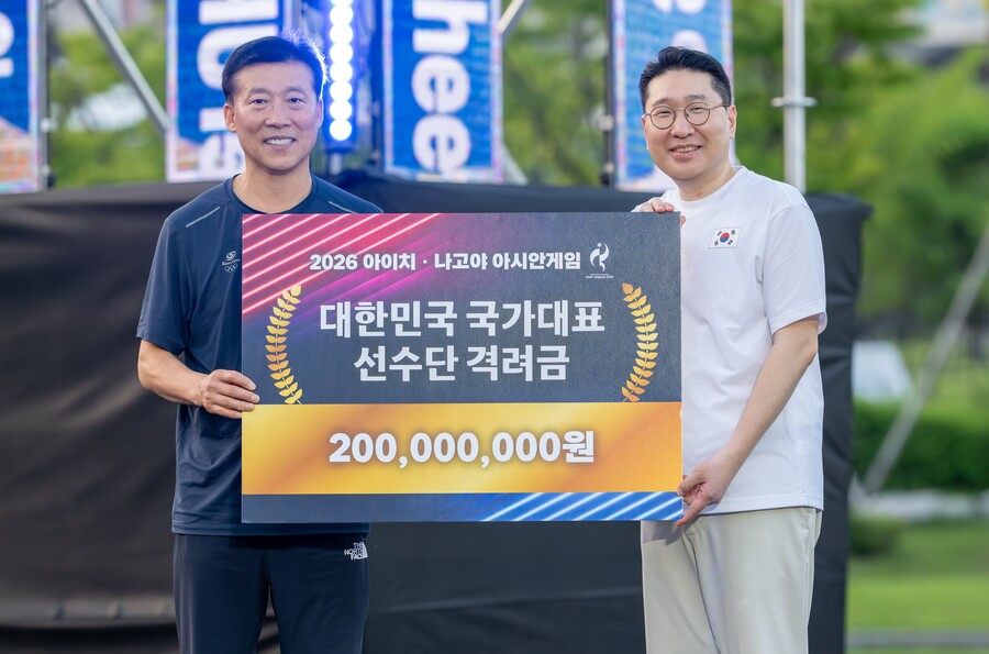 아시안게임 홍보 열중 이상현 단장, 선수단 사기 진작 위해 격려금 2억 내놓아