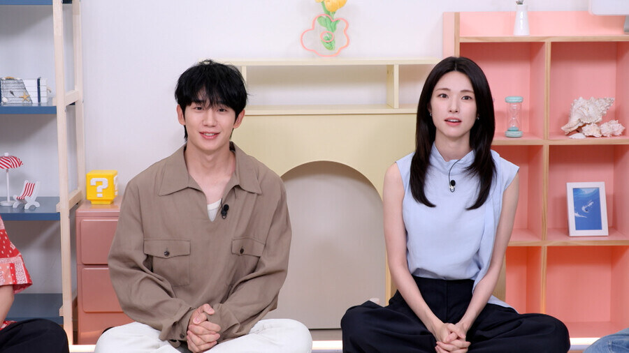 ▲ 정해인(왼쪽)과 하영. 제공 KBS2 '옥탑방의 문제아들'