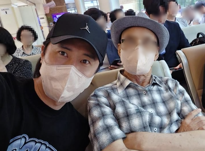신성, 父 갑상선암 재발→위암 4기 투병 고백 "항암치료 후 희망 보여"
