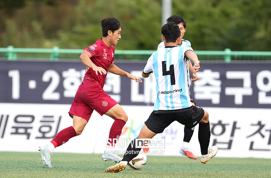 [포토S] 드리블 하는 김천대 강민준