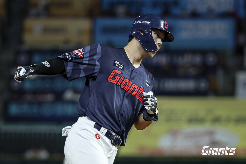 1441일 만에 홈런-홈런-홈런-홈런-홈런 대폭발+엘빈 7승 수확! 롯데 드디어 2연패 탈출 [인천 게임노트]