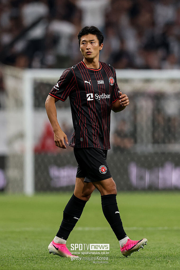 ▲ 일본 축구 사정에 정통한 'J리그 인사이더'는 14일 "마치다 젤비아가 현재 덴마크 수페르리가에서 활약 중인 한국 국가대표 공격수 조규성 영입을 위해 움직이는 것으로 알려졌다"고 전했다.