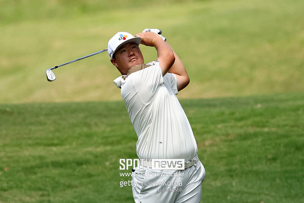 임성재, PGA 투어 PO 1차전 첫날 4언더파…공동 선두 그룹과 단 1타 차