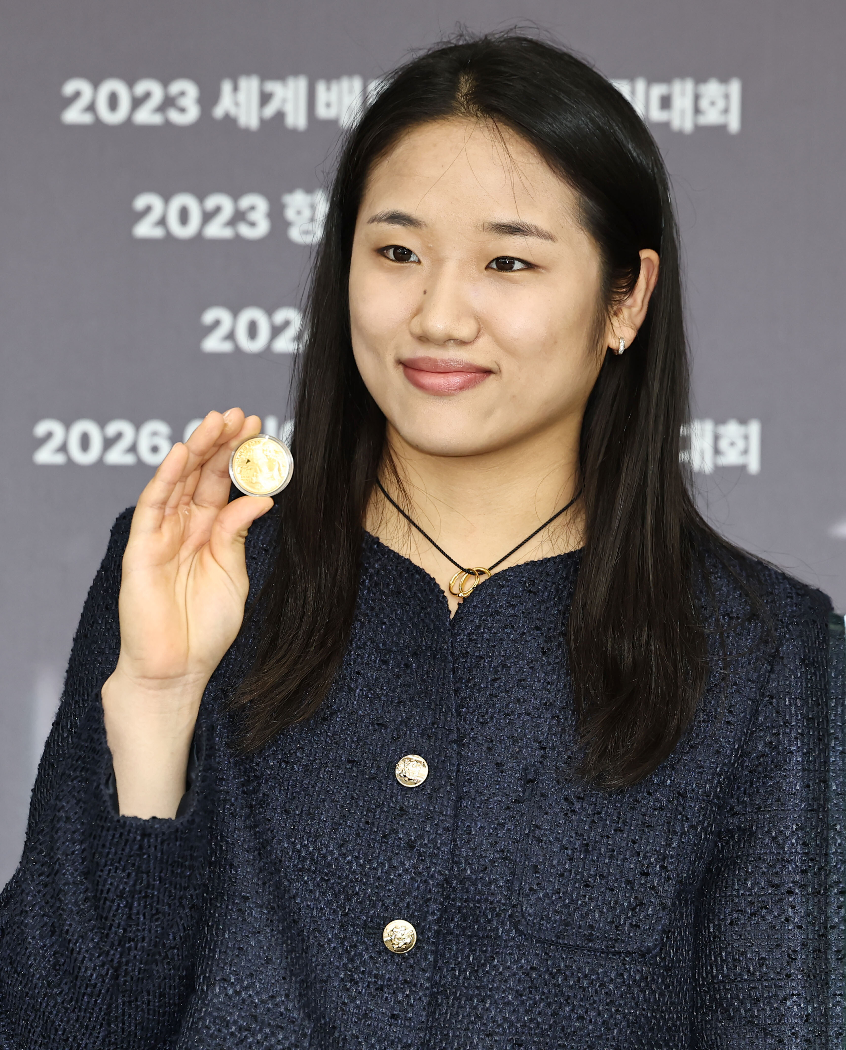안세영, 정상 찍으러 한국 떠나 인도간다…발 부상 털어내고 BWF 세계선수권 출격 “참고 뛸 수 있다”