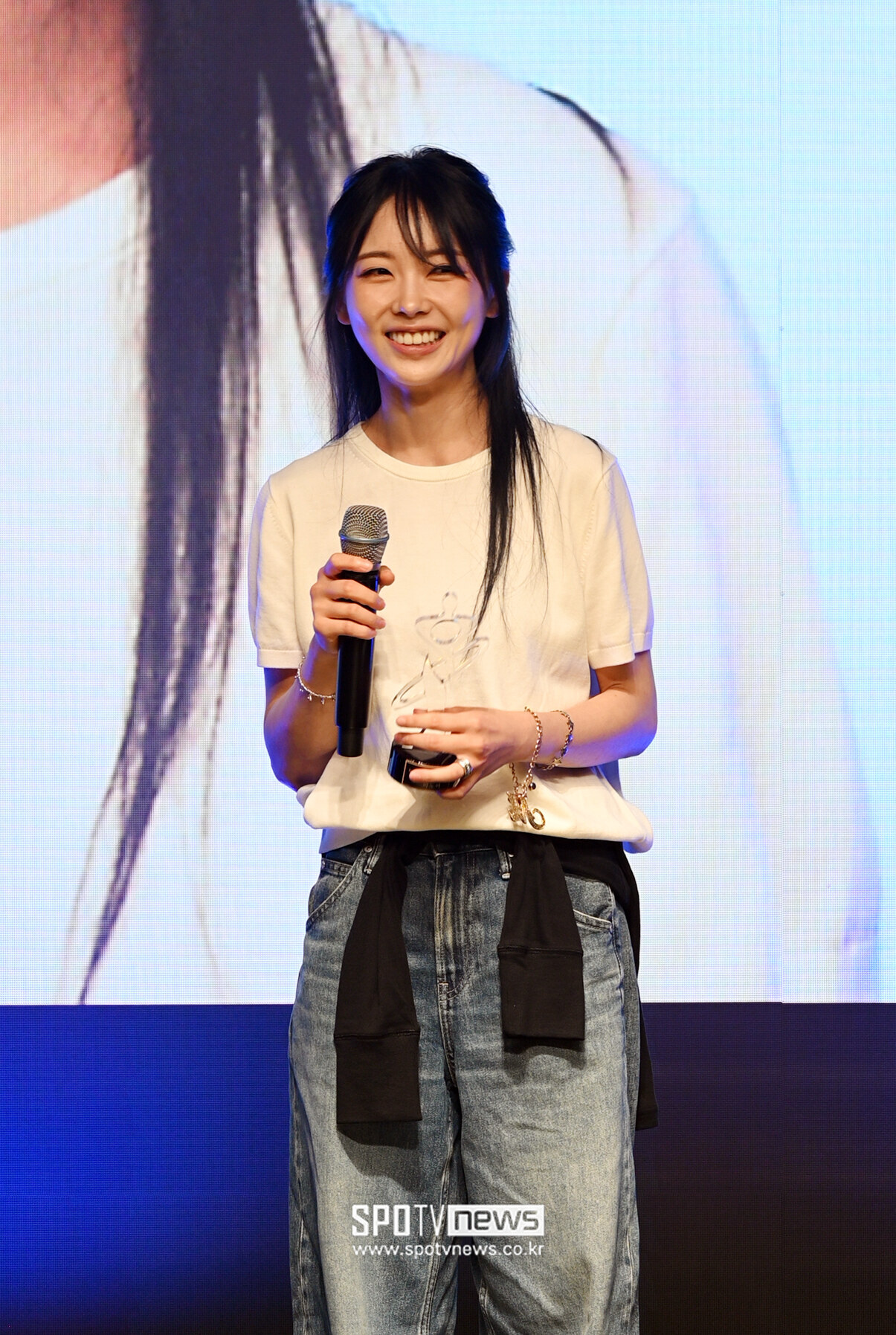 [포토] 미노이 '한국모델협회 K-MODEL AWARDS, 대중문화예술인상 고맙습니다'