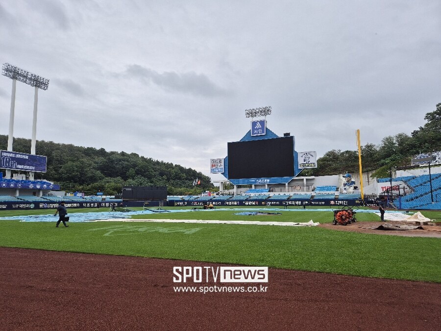 '끝내 그라운드 사정 취소' 대구 삼성-한화 맞대결 무산…삼성 2승 위닝시리즈로 종료
