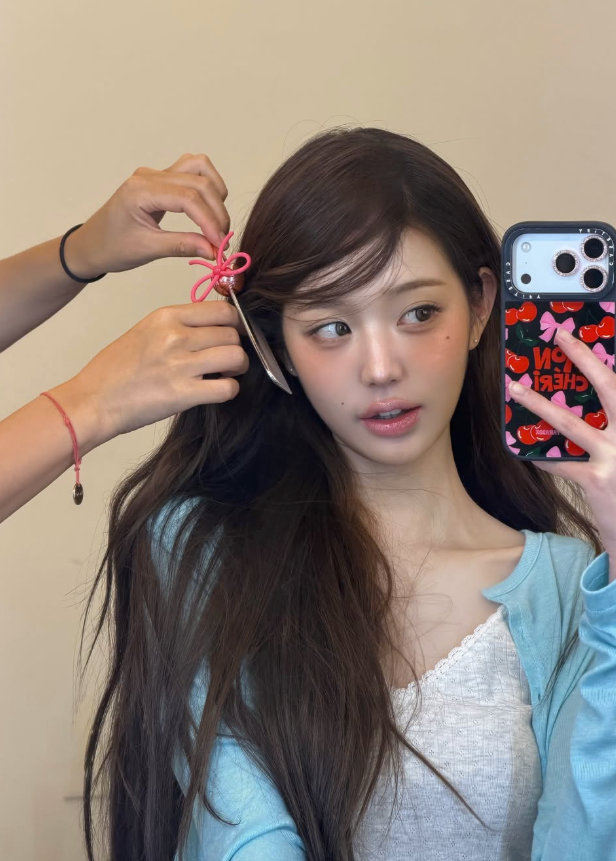 "귀여우면 끝" 장원영, 상큼한 인간 체리…이리 봐도 저리 봐도 공주 재질 그 자체