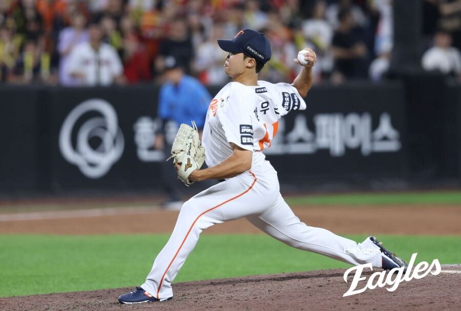 패배 속 한화 위안, 김경문도 “괜찮았다” 끄덕거렸다… 주전 대거 선발 제외 이유는?
