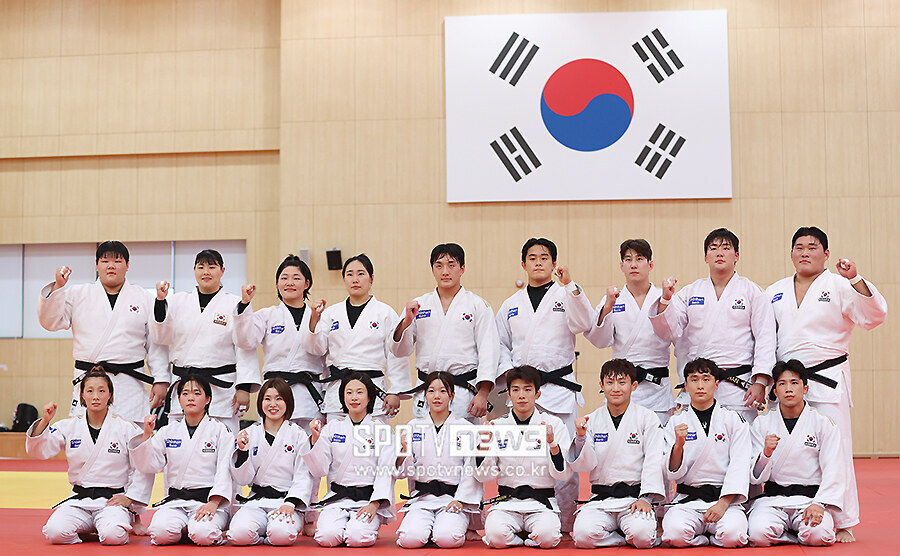 [포토S] 파이팅 외치는 유도 국가대표