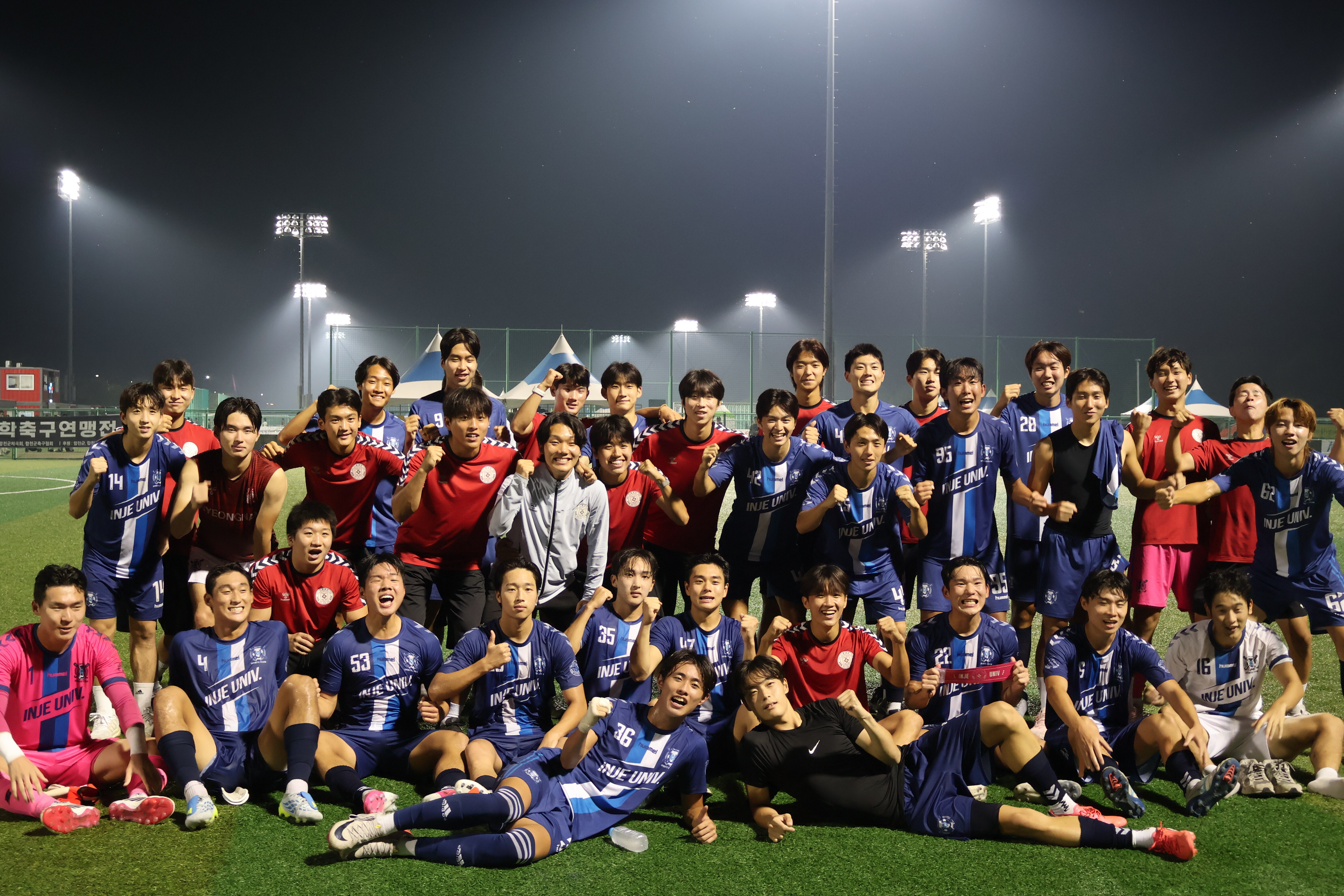 ▲ 인제대는 전국 대회 첫 4강 진출이라는 역사를 만들었다. ⓒ한국대학축구연맹