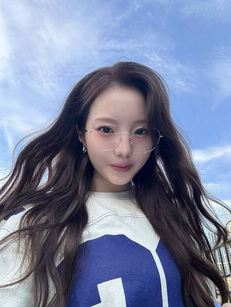 "예쁜 나이 25살" 공개 연애 → 현역 복귀…日 피겨요정 생일에 축하 세례 + 훈련 영상에 일본팬들 열광