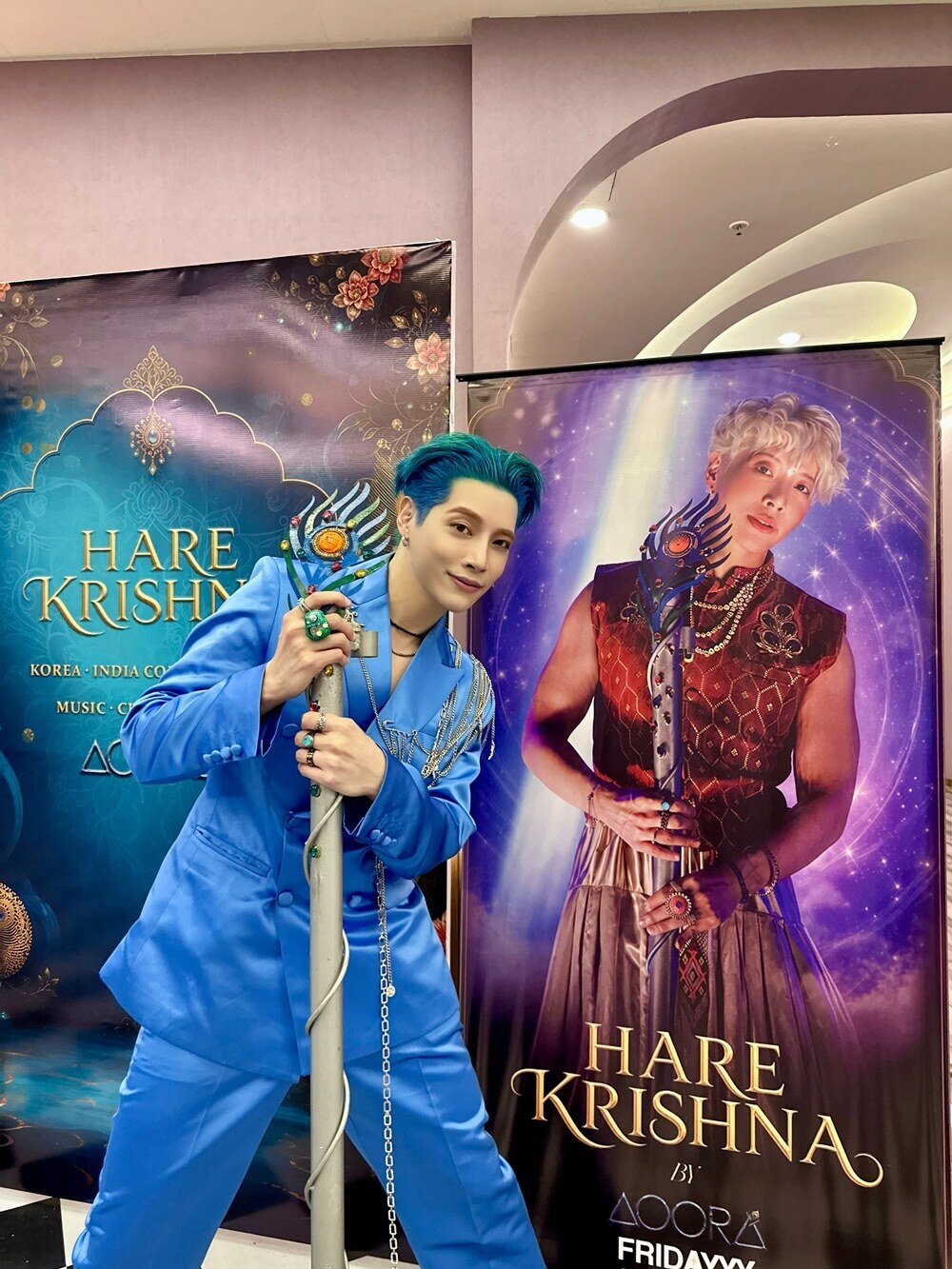 아우라, 신곡 ‘HARE KRISHNA’뮤비 시사회 성황…한국→인도 음악여정 담았다